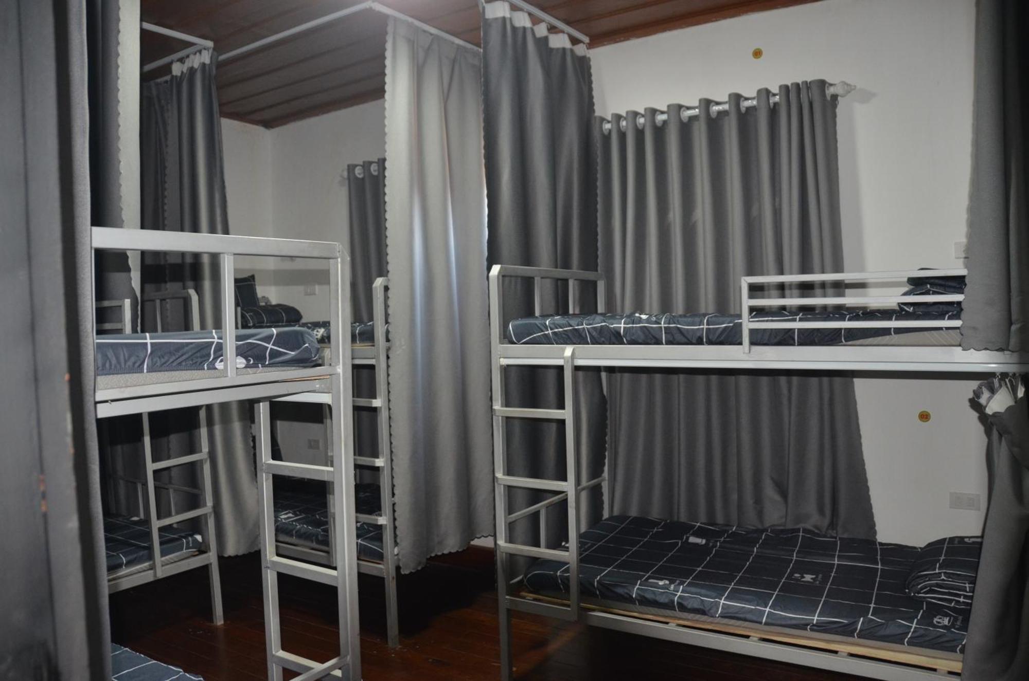 Top One Backpacker Hostel Vientiane Buitenkant foto